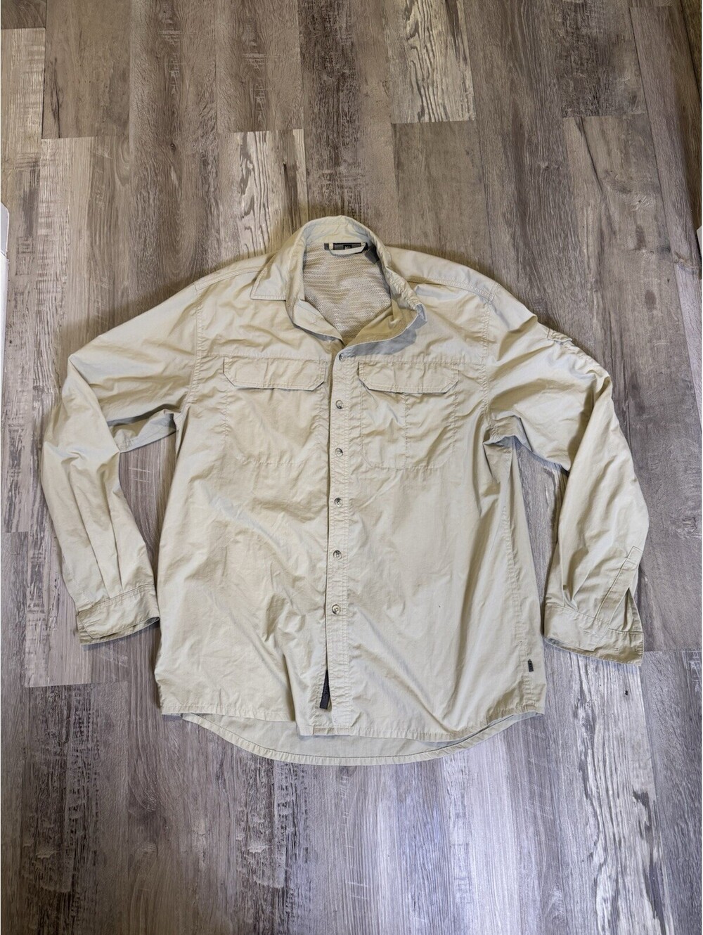 REI Co-op Men’s Beige Long Sleeve Outdoor Hiking Fishing Button Up Shirt L